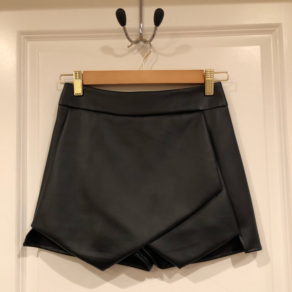 Lord & Taylor vegan leather skort